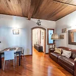Tora Florence Apartment